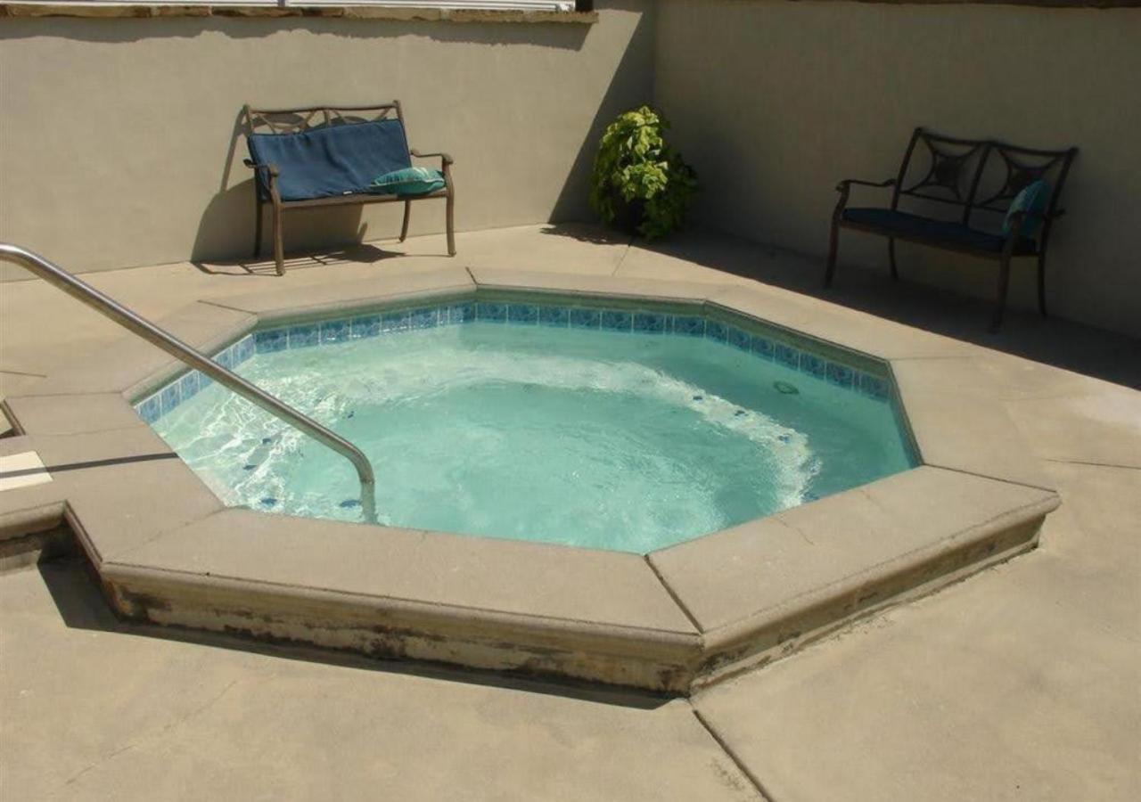 Relaxing Condo On The River - New Air Hockey Table Pigeon Forge Εξωτερικό φωτογραφία